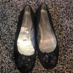 WhiteMt Black Flats with Gem Flower